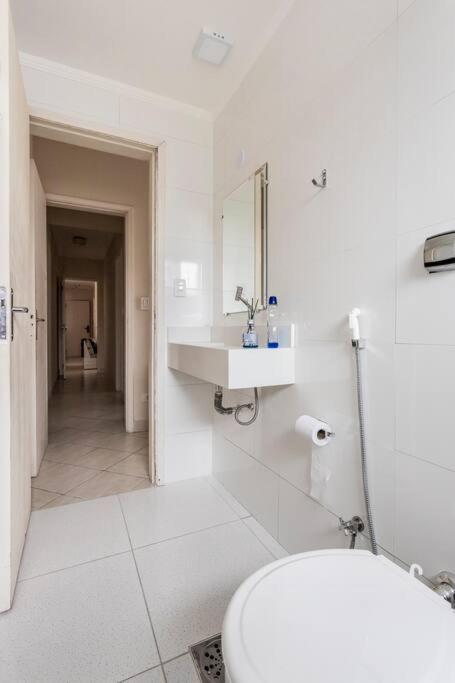 Apartamento Encantador No Guaruja, Praia Da Enseada - Apenas 600M Da Praia ! Exterior photo